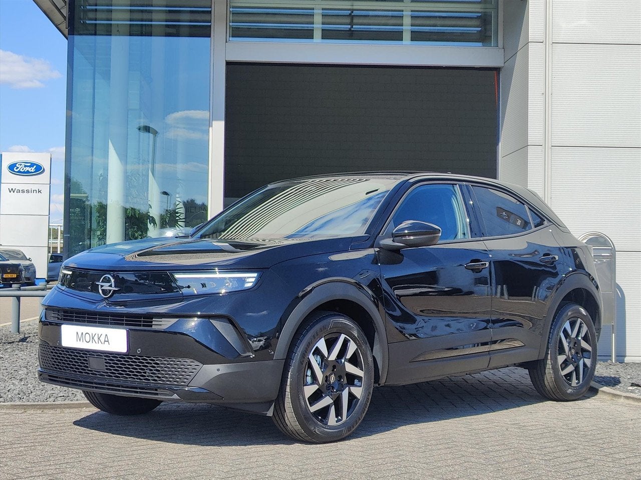 Foto 3 van Opel Mokka 1.2 Turbo 130pk Edition | Direct Leverbaar | Comf