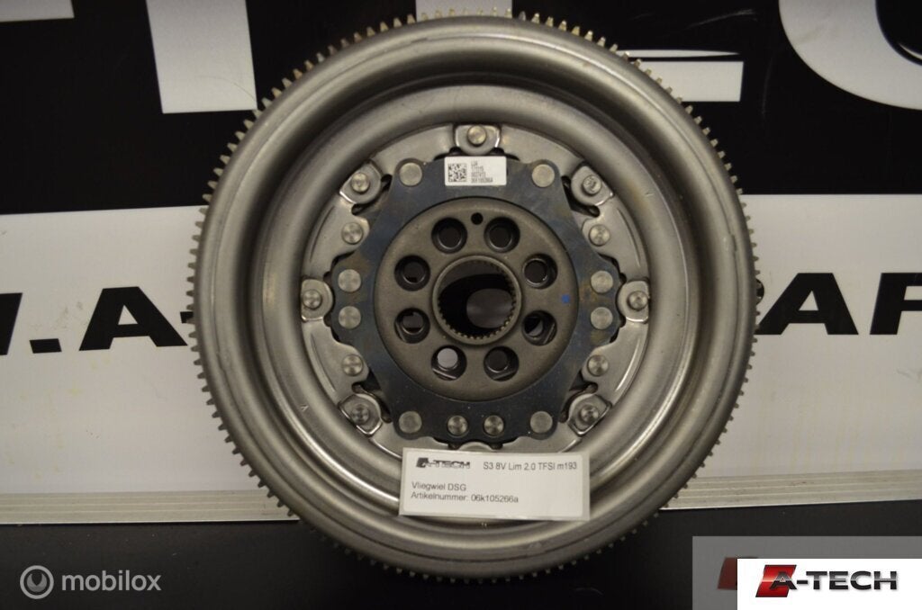 Vliegwiel cyf Audi S3 8V 2.0 TFSI quattro 13-18 06k105266a, Gebruikt, Volkswagen, Ophalen of Verzenden, Volkswagen