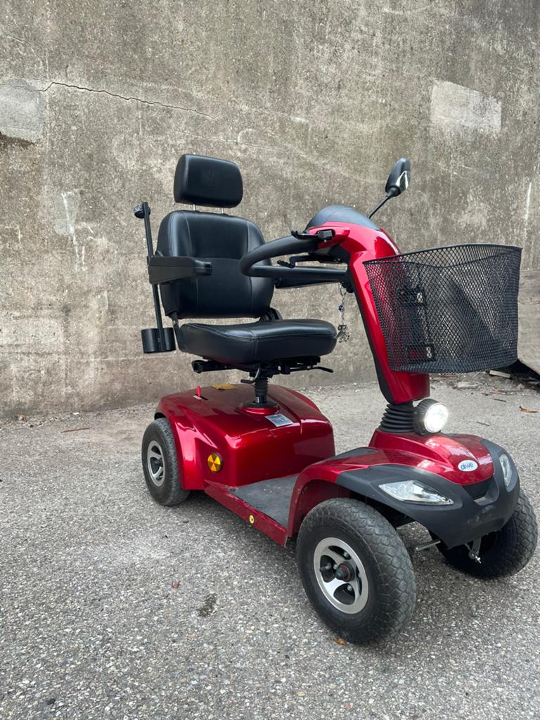 Scootmobiel, Diversen, Verpleegmiddelen, Ophalen, Zo goed als nieuw