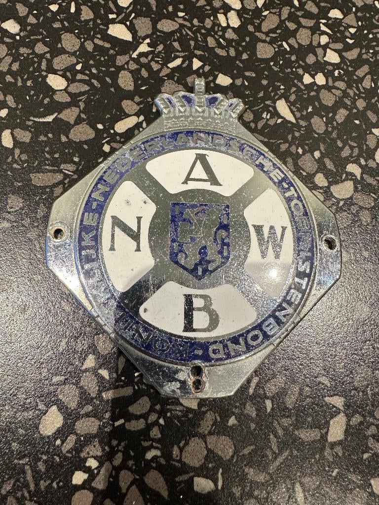 ANWB embleem. Chrome A.N.W.B. logo voor een oldtimer auto., Ophalen of Verzenden, Gebruikt, Gebruiksvoorwerp