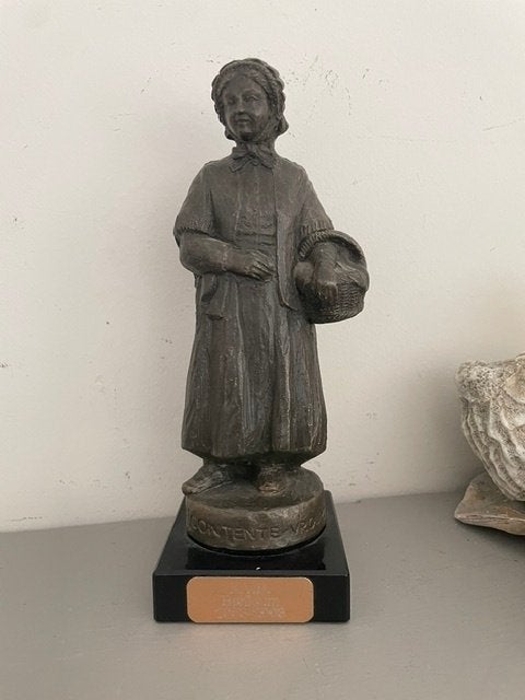 Zwart beeldje  De Contente Vrouw. KVB Berlicum 2003, Ophalen, Zo goed als nieuw, Mens