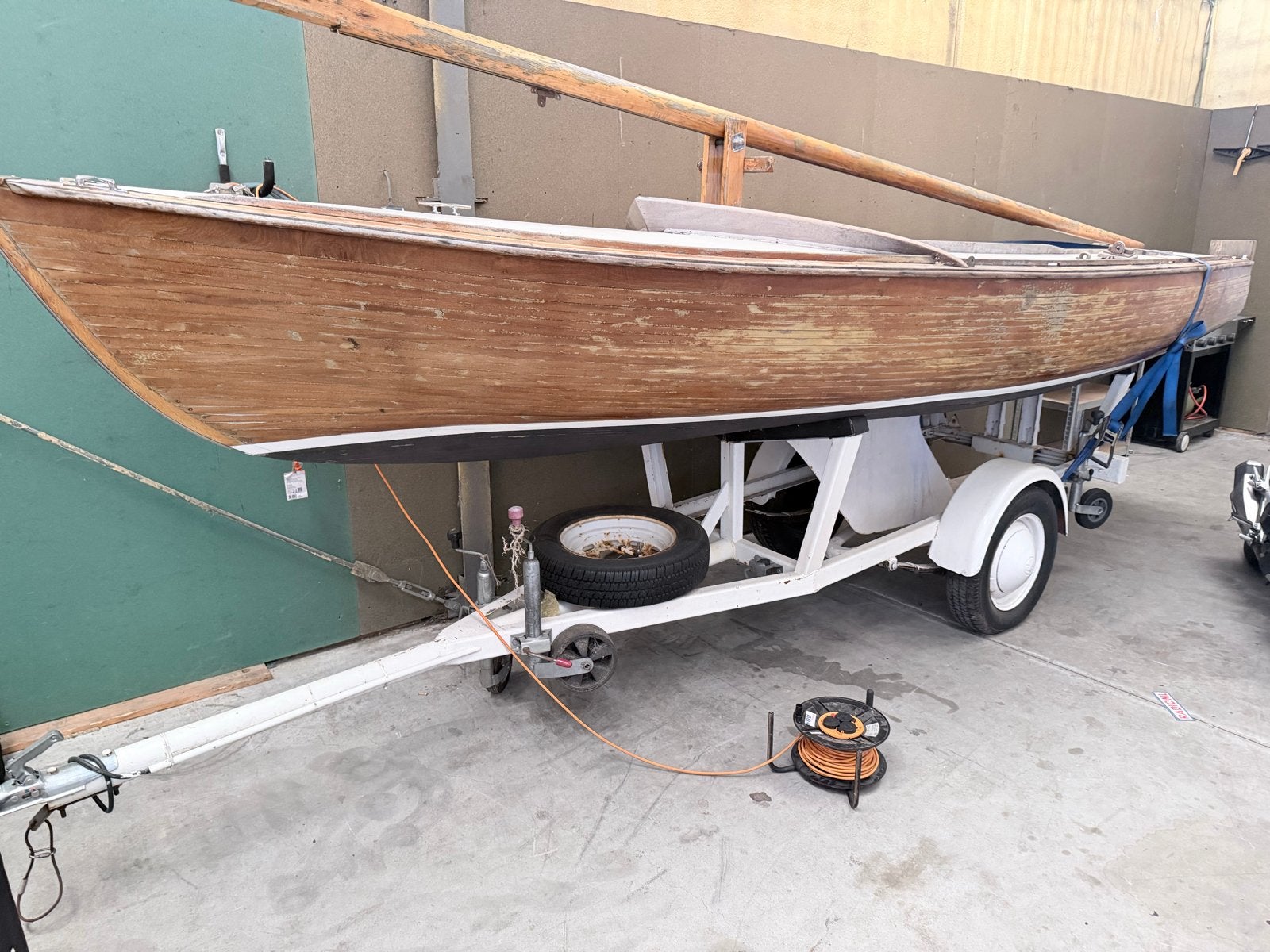 Houten zeilboot met motor en trailer teab, Ophalen, Gebruikt, Inclusief trailer, Hout