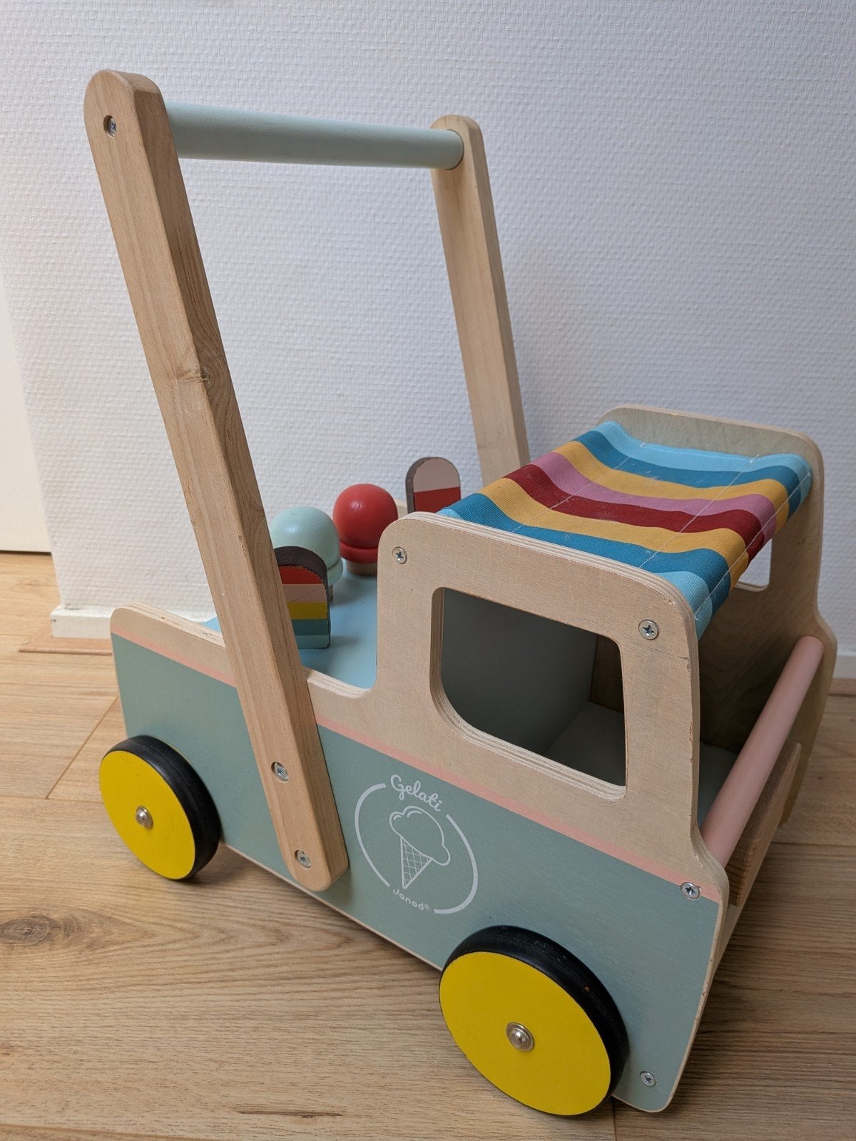 Houten loopwagen / ijscowagen van Janod, Kinderen en Baby's, Ophalen, Gebruikt, Jongen of Meisje