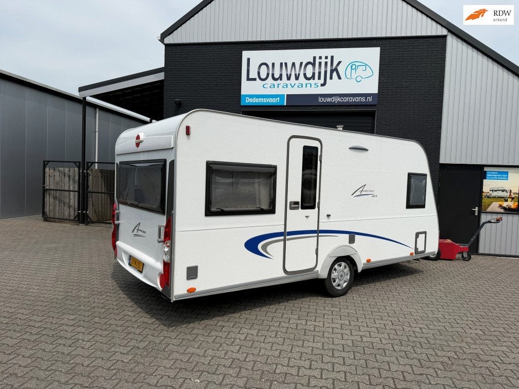 BURSTNER Averso 460 TS ’13 (Fransbed, Rondzit), Rondzit, Vast bed, Bedrijf, Bürstner