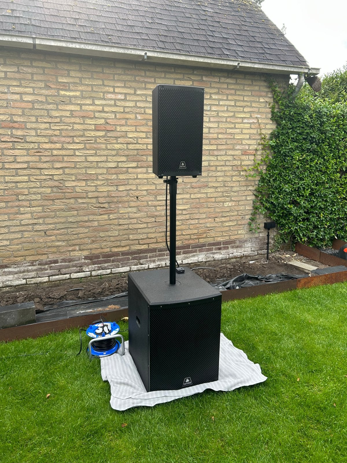 Devine Onyx 8 en Onyx 15SXA PA-set met Bluetooth-adapter, Audio, Tv en Foto, Luidsprekers, Speakerset, Zo goed als nieuw, Bluetooth