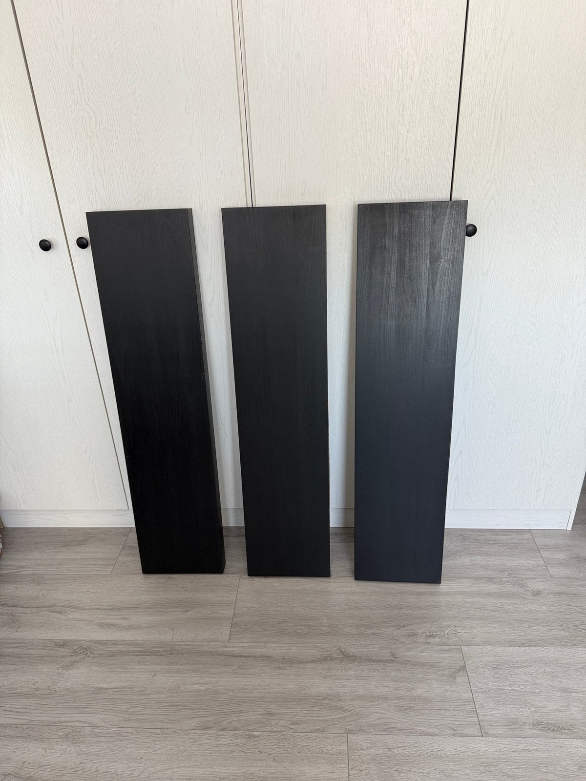 IKEA planken zwartbruin 110x26 (LACK 401.036.33), Huis en Inrichting, Woonaccessoires | Wandplanken en Boekenplanken, Ophalen