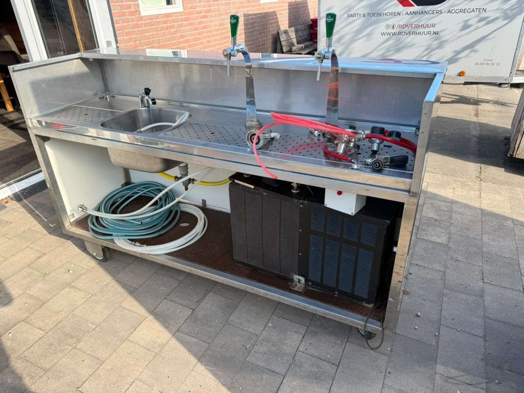 Complete Mobiele biertap Watergekoeld!, Ophalen, Zo goed als nieuw