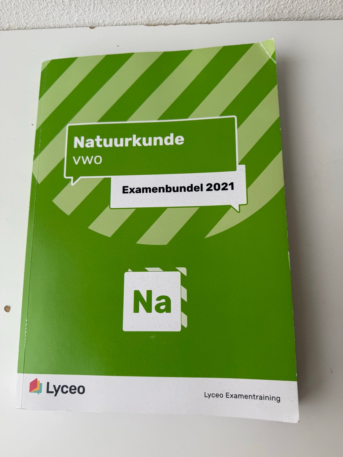 Natuurkunde VWO Examenbundel 2021 Lyceo, Boeken, Ophalen of Verzenden, Beta, Zo goed als nieuw, WO
