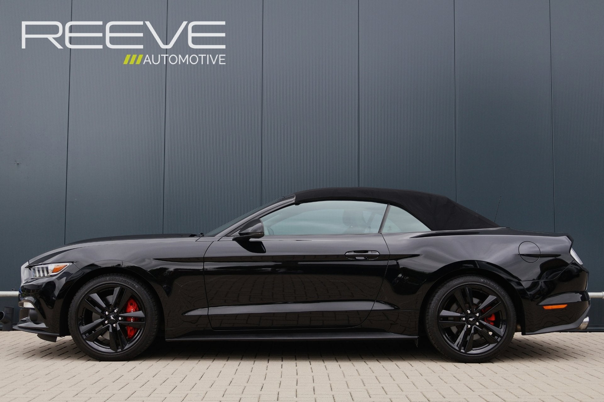Ford Mustang Convertible 2.3 EcoBoost EU Model | Leer | K&N, Auto's, Automaat, Achterwielaandrijving, Gebruikt, 4 cilinders