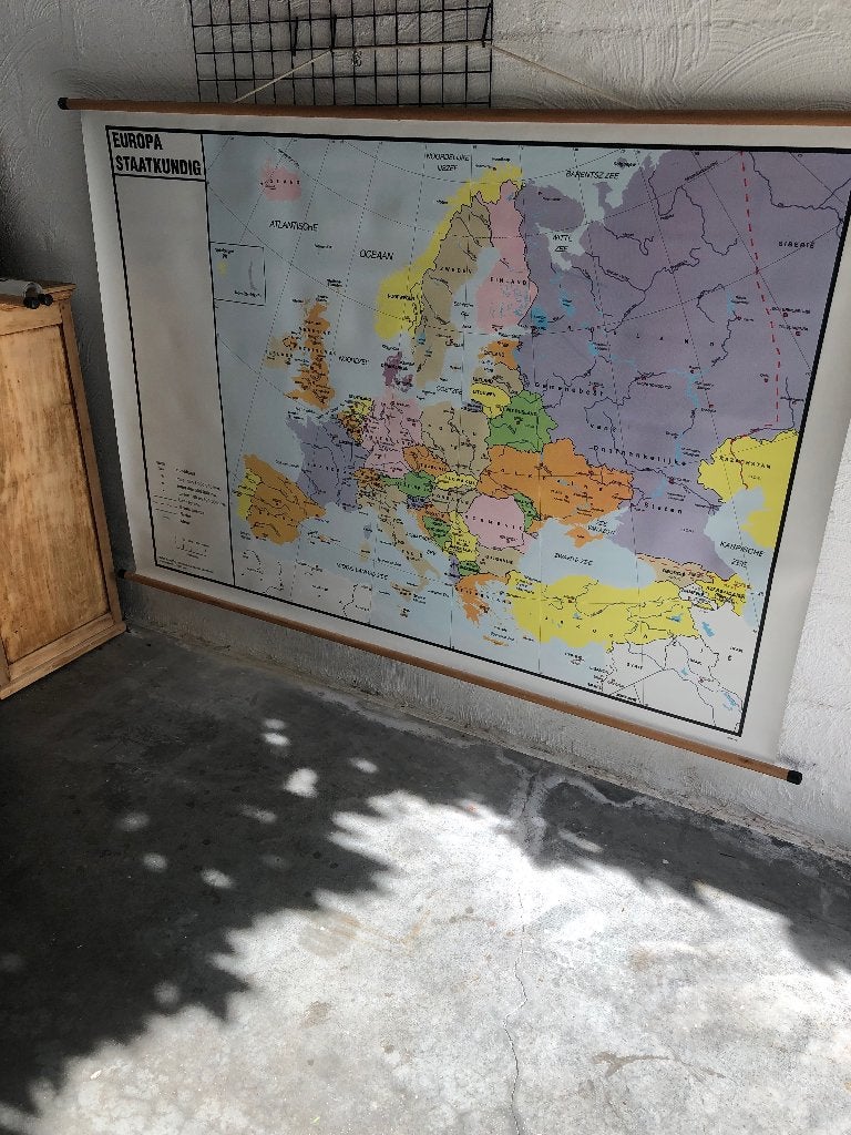 Leuk vintage grote schoolkaart staatkundig Europa, Ophalen