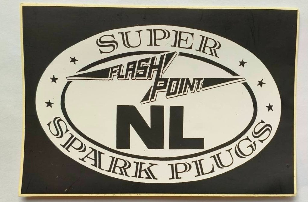 Sticker Super Flash point Spark Plug, Ophalen of Verzenden, Zo goed als nieuw, Merk