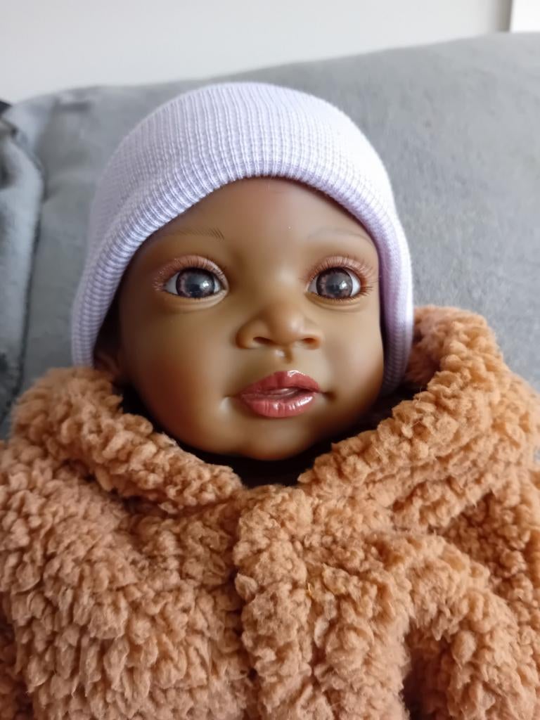 Realistische Reborn Babypop - Donkere Huidskleur, Ophalen of Verzenden, Zo goed als nieuw, Babypop