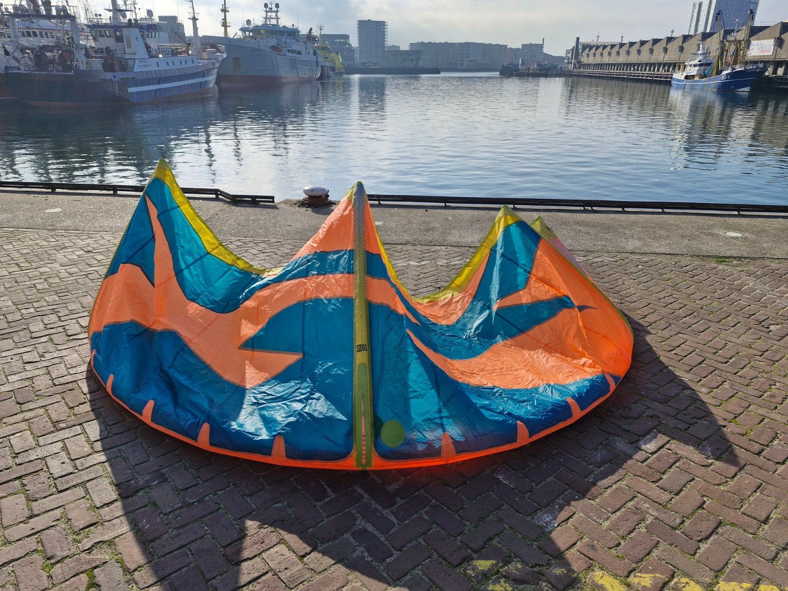 F One Bandit 10m izgst (€225,=), Watersport en Boten, Ophalen, Gebruikt, 10 m², Geen board