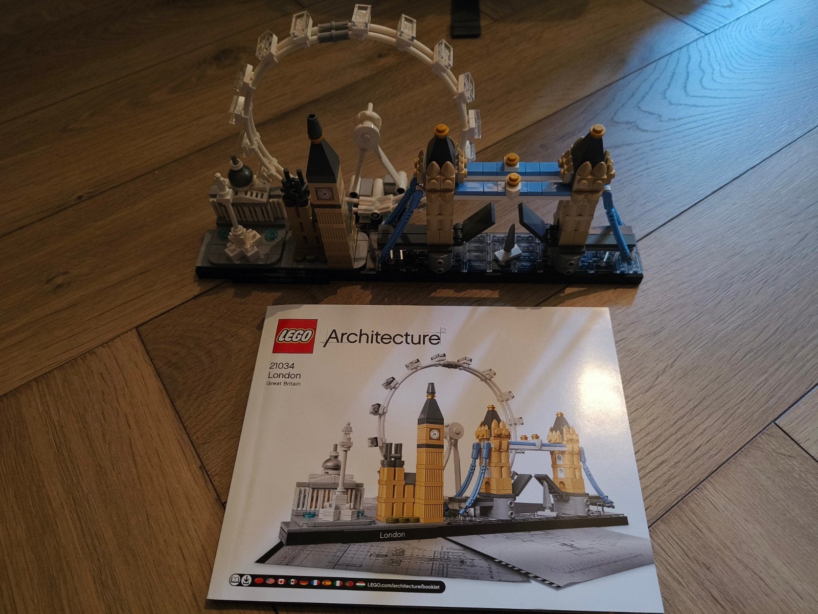 LEGO Architecture 21034 London Skyline met boekje, Kinderen en Baby's, Speelgoed | Duplo en Lego, Lego, Compleet, Architecture