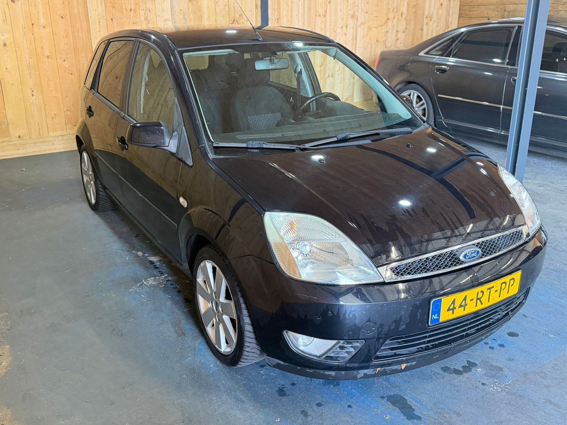 Ford Fiesta 1.3 Futura 2005 Zwart 5-Deurs Airco, Auto's, 1299 cc, Zwart, Origineel Nederlands, Bedrijf