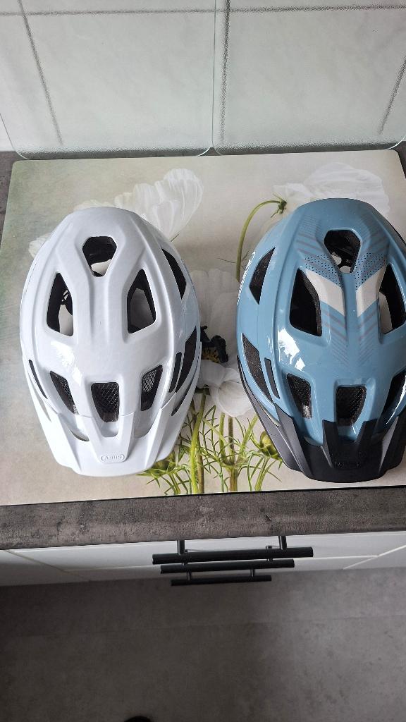 Fietshelm, Ophalen, Gebruikt, Heer of Dame, Abus