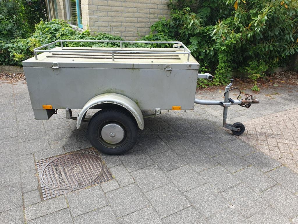 Aanhanger in prima staat, metaal, met nummerplathouder, Ophalen of Verzenden, Gebruikt