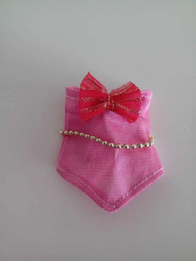Foto 5 van Veel leuke Shirtjes voor (Barbie) Poppen (12 foto’s)