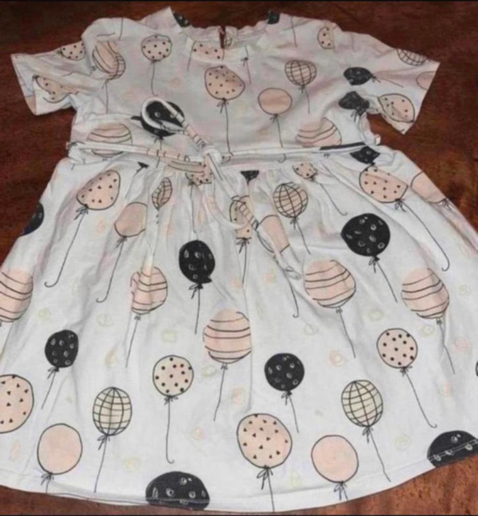 Jurk jurkje ‘ballonnen’ mt 104 crèmekleurig, Ophalen of Verzenden, Zo goed als nieuw, Meisje, Jurk of Rok