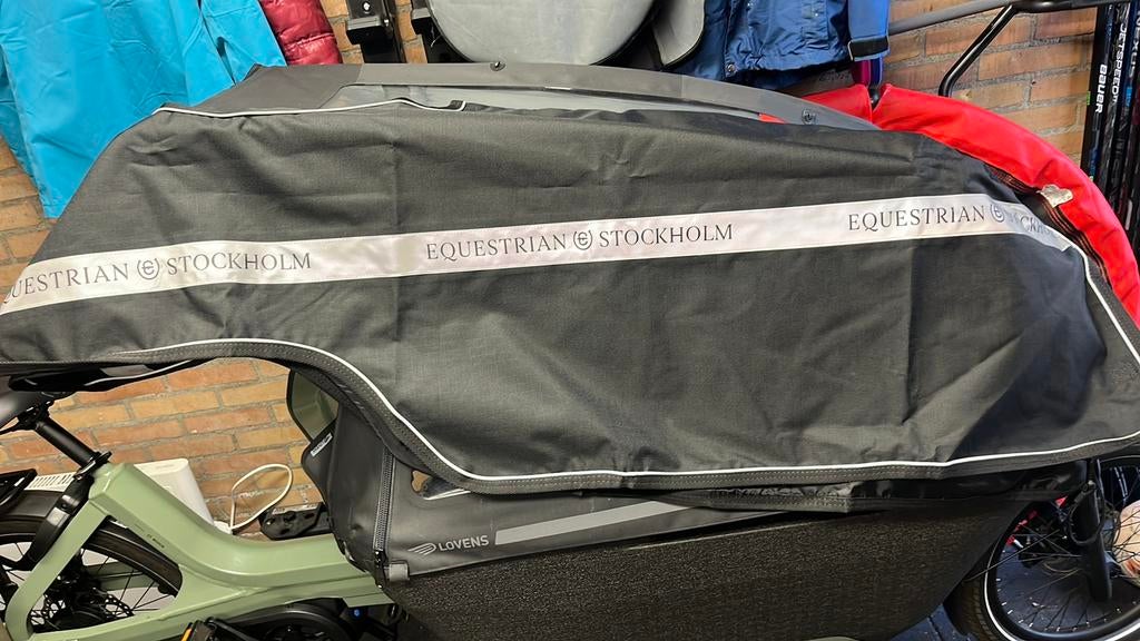 Nieuw! Equestrian stockholm Luminous black regen uitrijdeken, Ophalen of Verzenden, Nieuw