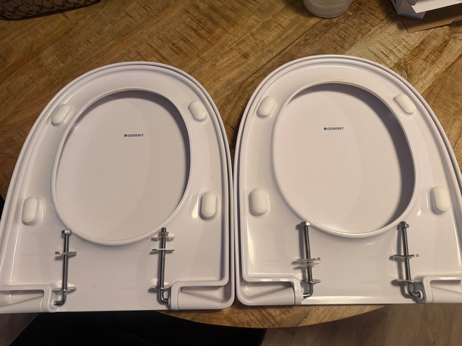 2 Geberit WC brillen zo goed als nieuw, Ophalen of Verzenden, Zo goed als nieuw, Toilet