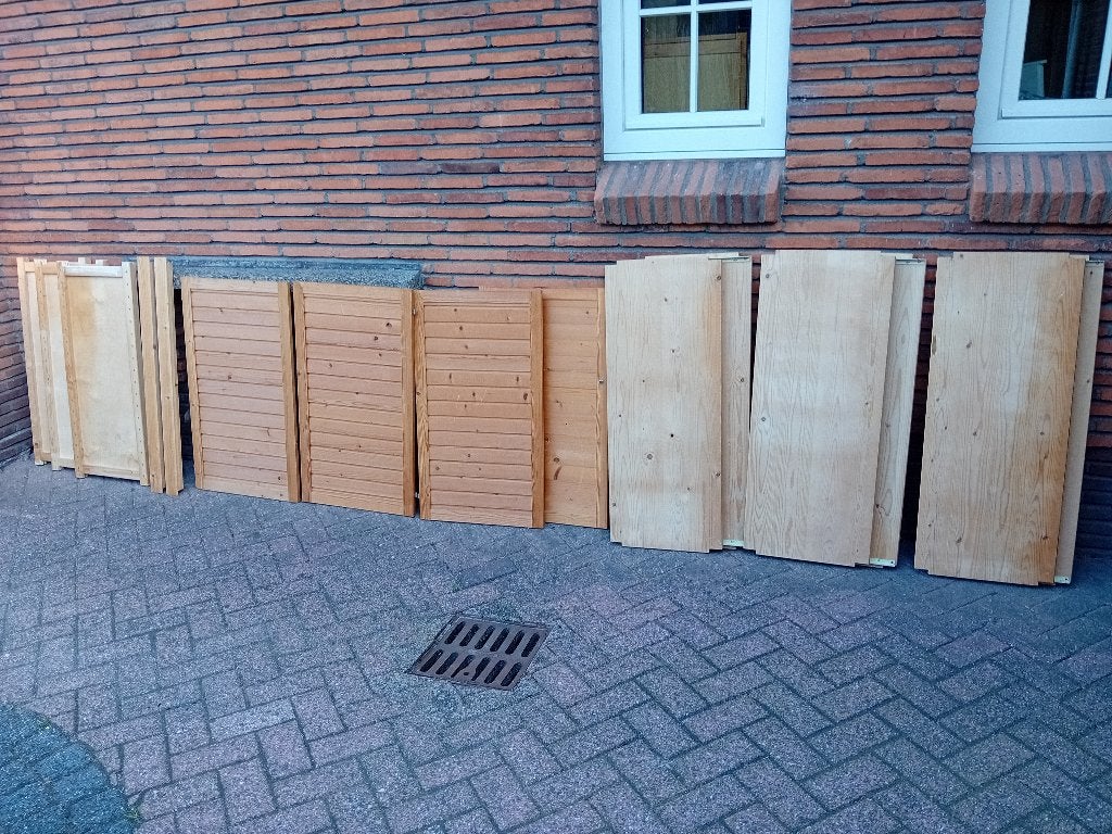 Onderdelen Wedeka., Ophalen, Gebruikt