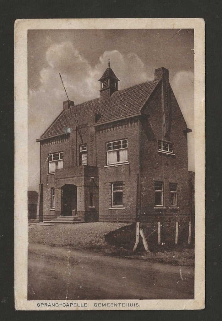 Sprang-Capelle: Gemeentehuis, Ophalen of Verzenden, 1920 tot 1940, Gelopen, Noord-Brabant