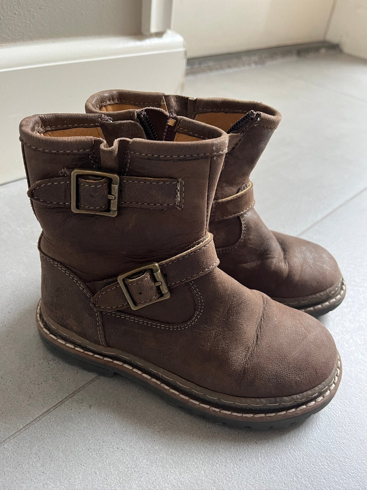 Enkellaarsje Keq mt 26, Ophalen of Verzenden, Zo goed als nieuw, Schoenen