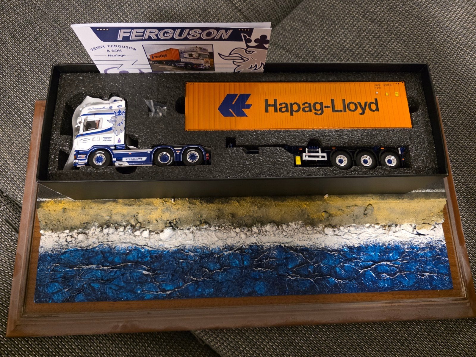 WSI 1:50 Scania Kenny Ferguson, Verzenden, Nieuw, Bus of Vrachtwagen, Wsi