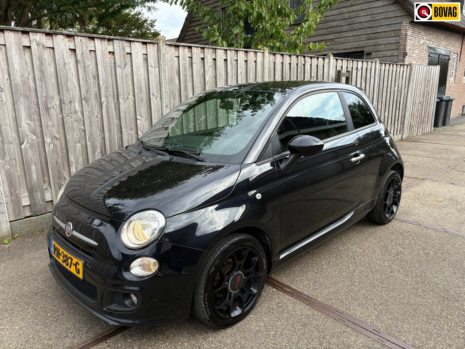 Fiat 500 1.2 Lounge PARKEERSENSOREN/ AIRCO/ DIGITAL DASH, Auto's, Voorwielaandrijving, Gebruikt, 840 kg, Zwart