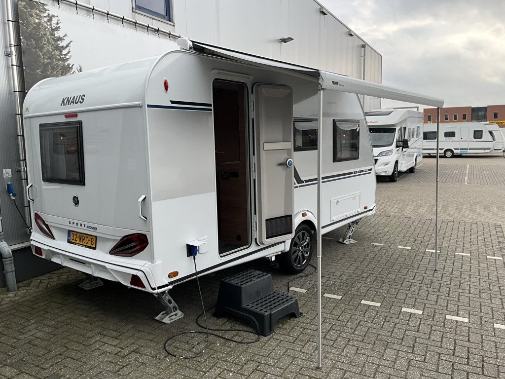 Knaus Sport E-Power Selection 420 QD AIRCO-LEVELSSYTEEM-LUIF, Schokbreker, Bedrijf, Treinzit, Tot en met 3