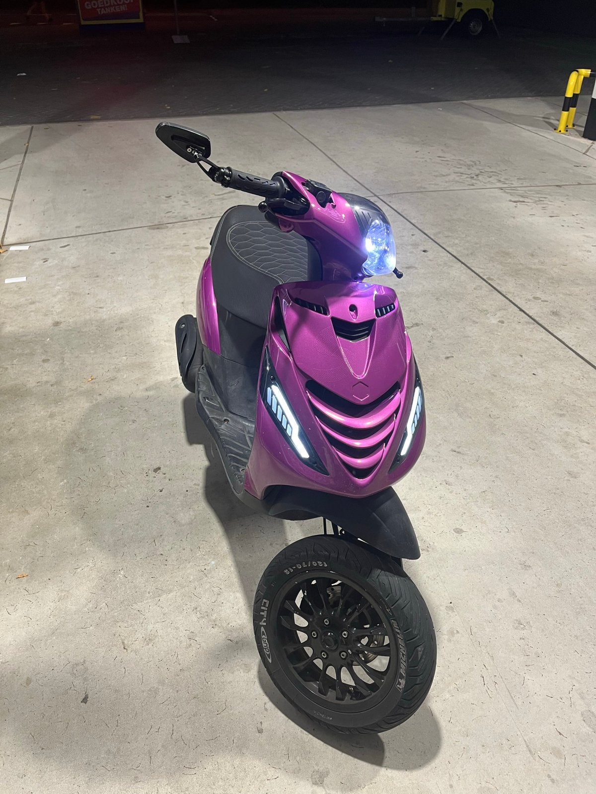 Piaggio Zip 4T uit 2017, Fietsen en Brommers, Ophalen, Gebruikt, Benzine, Zip