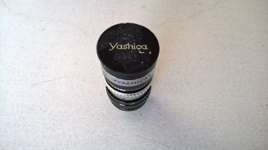 TE koop aangeboden YASHICA cine lens. yasinon, Ophalen of Verzenden, Zo goed als nieuw, Overige typen
