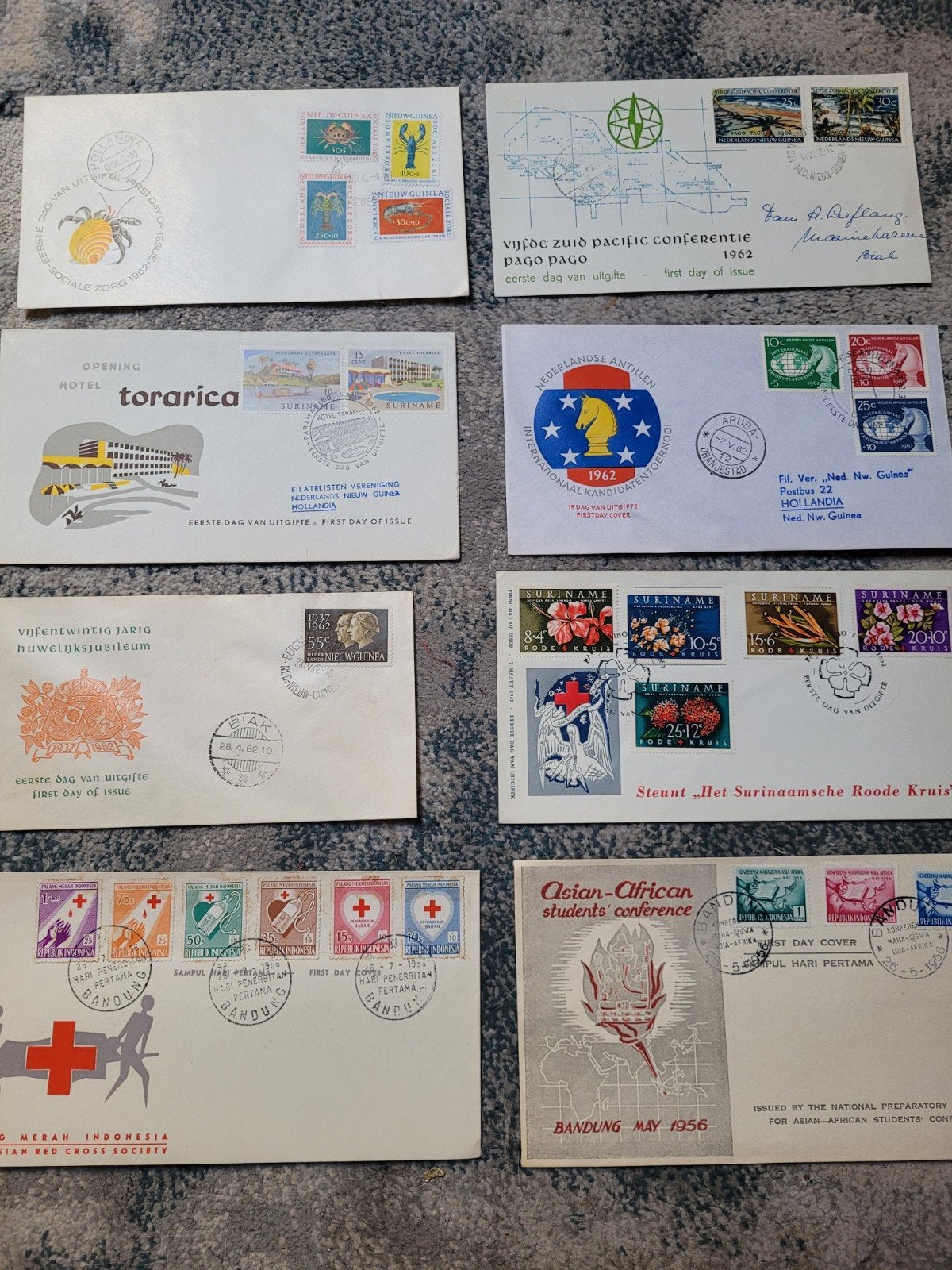 60 stuks FDC Antillen, Suriname en Indonesië., Postzegels en Munten, Postzegels | Eerstedagenveloppen, Ophalen, Rest van de wereld