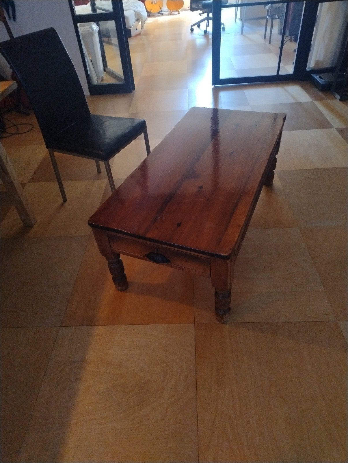 Houten salontafel, Huis en Inrichting, Tafels | Salontafels, Ophalen, Gebruikt, 100 tot 150 cm, Rustiek