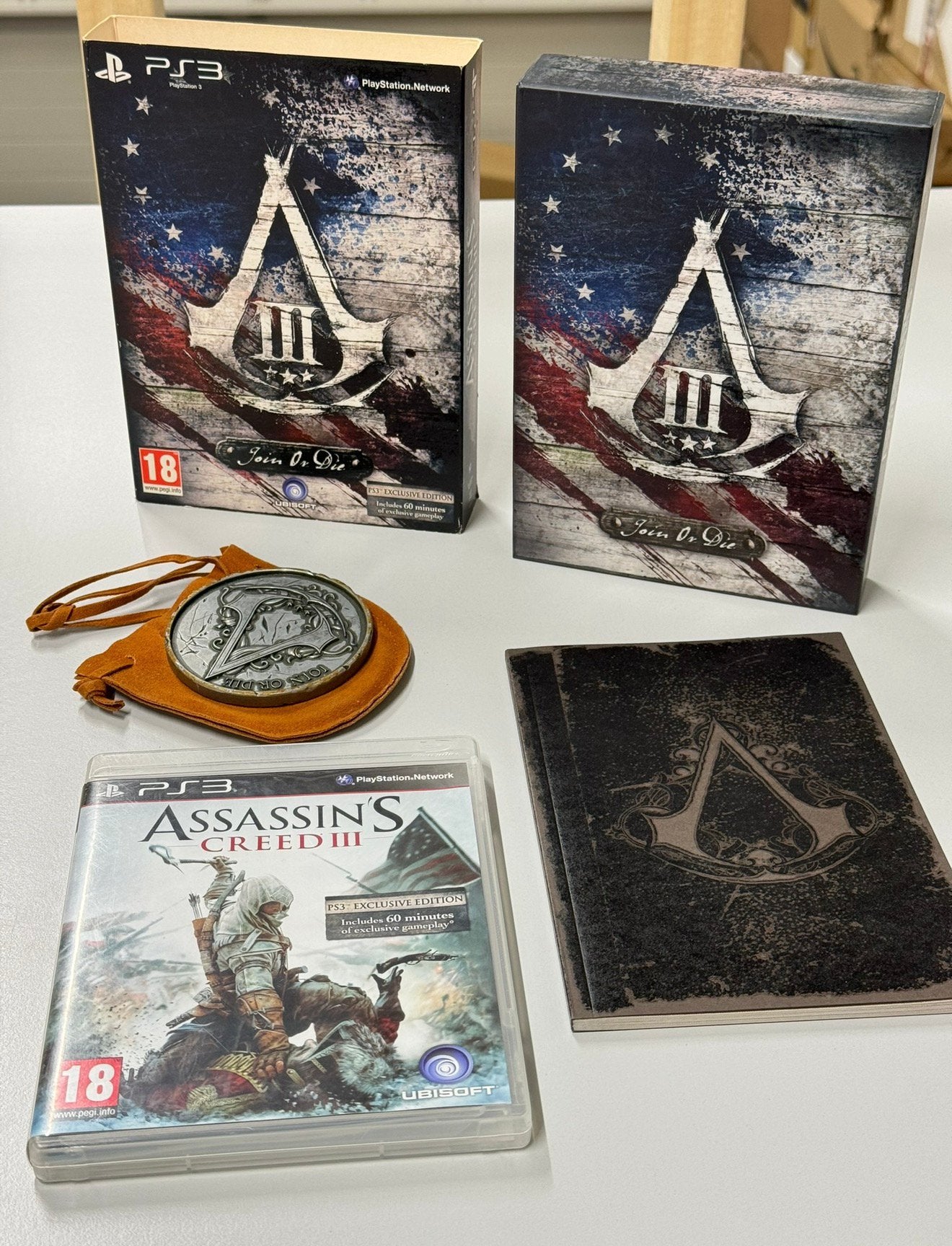 Playstation 3 PS3 Box Assassins Creed 3 III Join or Die set, Avontuur en Actie, Vanaf 18 jaar, 1 speler, Ophalen of Verzenden