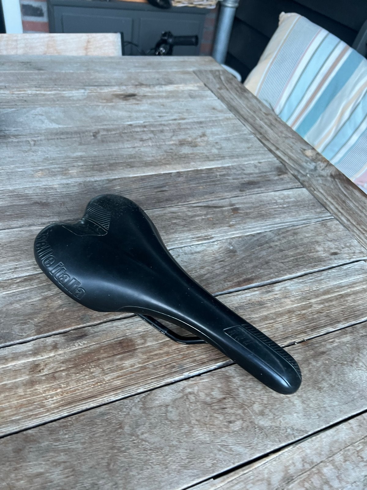 Selle Italia Fi'zi:k fietszadel - Zo goed als nieuw, Fietsen en Brommers, Overige materialen, Ophalen of Verzenden, Zo goed als nieuw