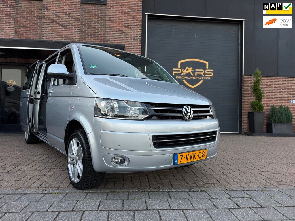 Volkswagen Transporter 2.0 TDI L2H1 DC Comfortline 140PK Dub, Auto's, Bestelauto's, Euro 5, Gebruikt, Zwart, 4 cilinders