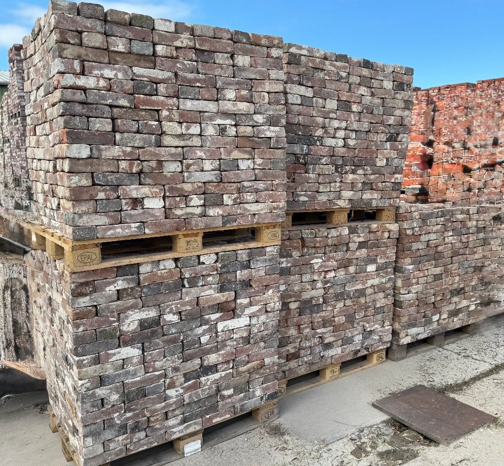 3800 stuks antieke vormbak waalformaat metselsteen.