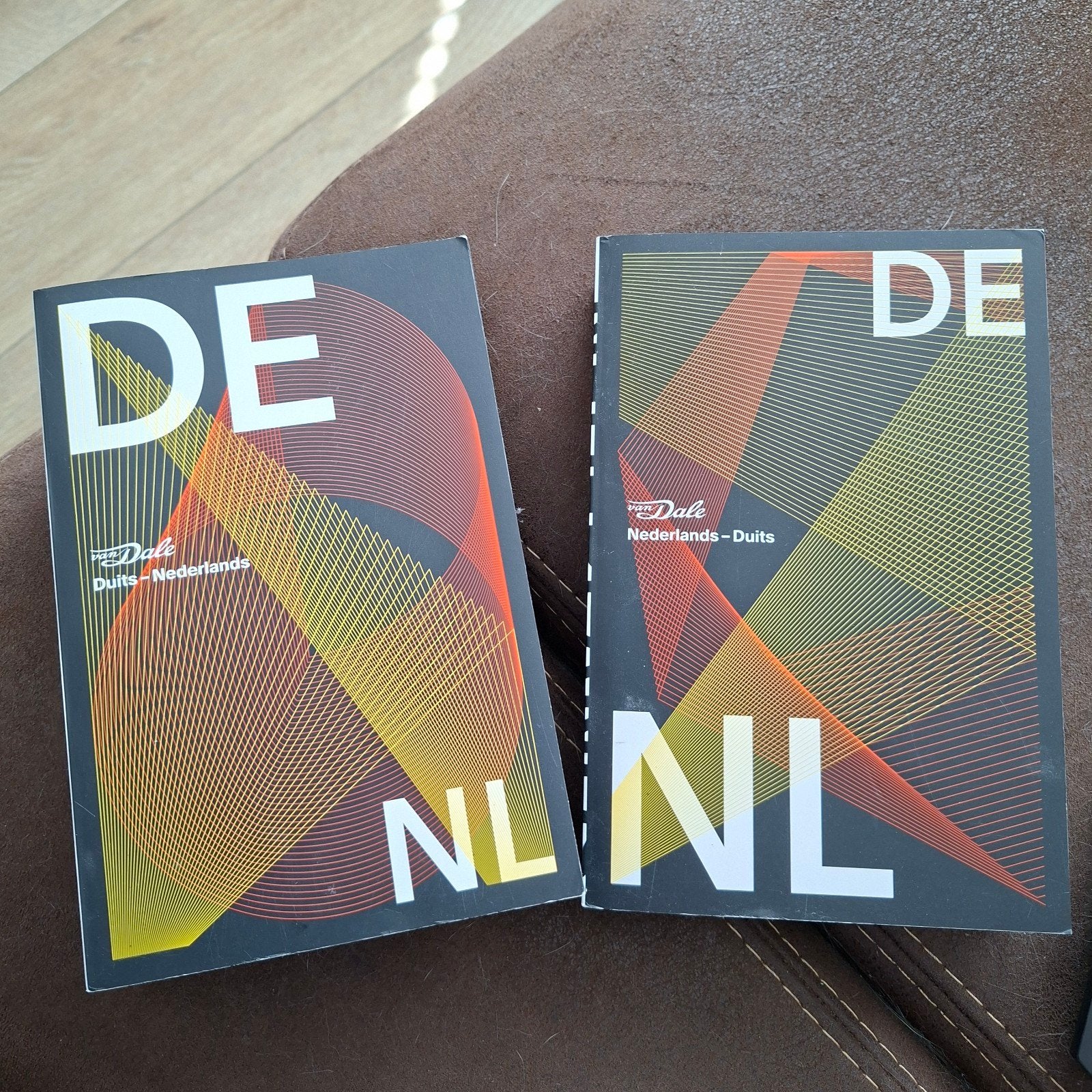 Van Dale Duits-Nederlands & Nederlands-Duits Woordenboek, Ophalen of Verzenden, Zo goed als nieuw, Van Dale, Duits