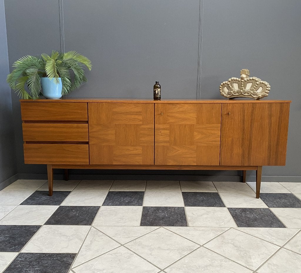 60 jaren groot 2M breed dressoir 3 lade kast notenhout 3deur, Ophalen, Gebruikt, 150 tot 200 cm, Vintage