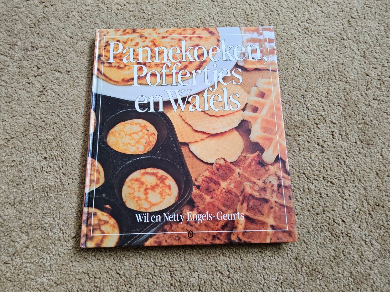 Pannenkoeken, Poffertjes en Wafels kookboek, Boeken, Taart, Gebak en Desserts, Wil en Netty Engels-Geurts, Ophalen of Verzenden