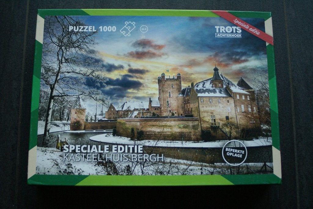 KASTEEL HUIS BERGH... Puzzel 1000 stukjes... Speciale editie, Ophalen of Verzenden, 500 t/m 1500 stukjes, Zo goed als nieuw, Legpuzzel