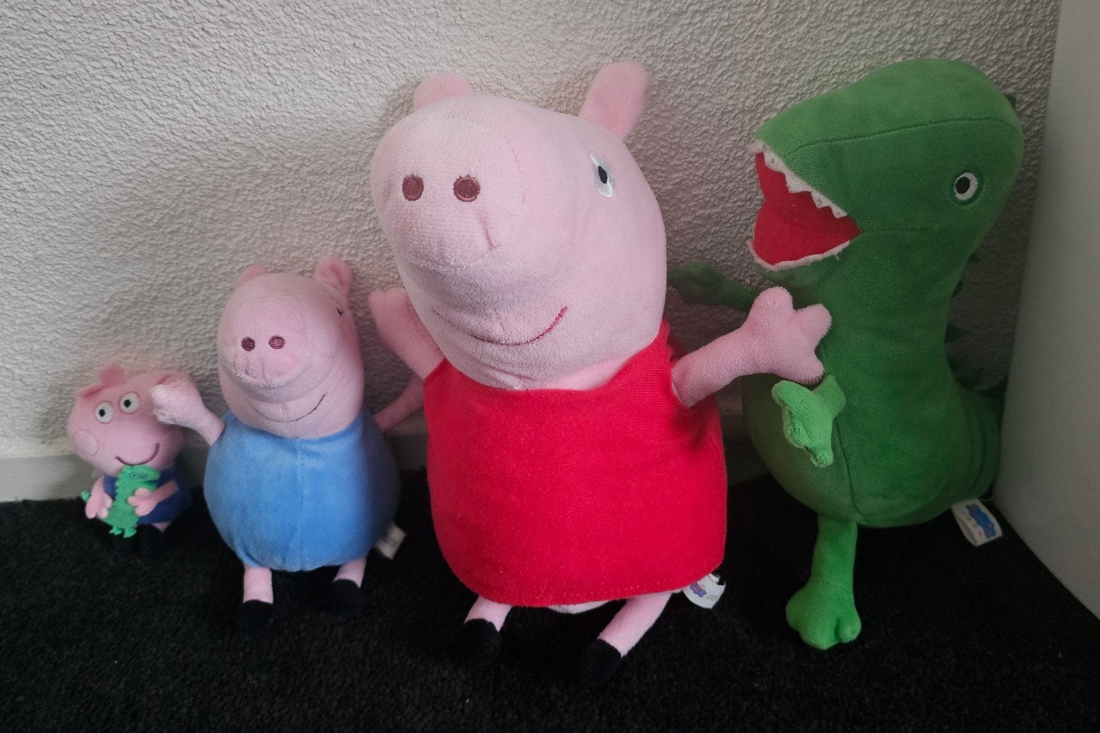 peppa pig knuffels. Peppa big, George, dinosaurus en mini, Ophalen of Verzenden, Overige typen