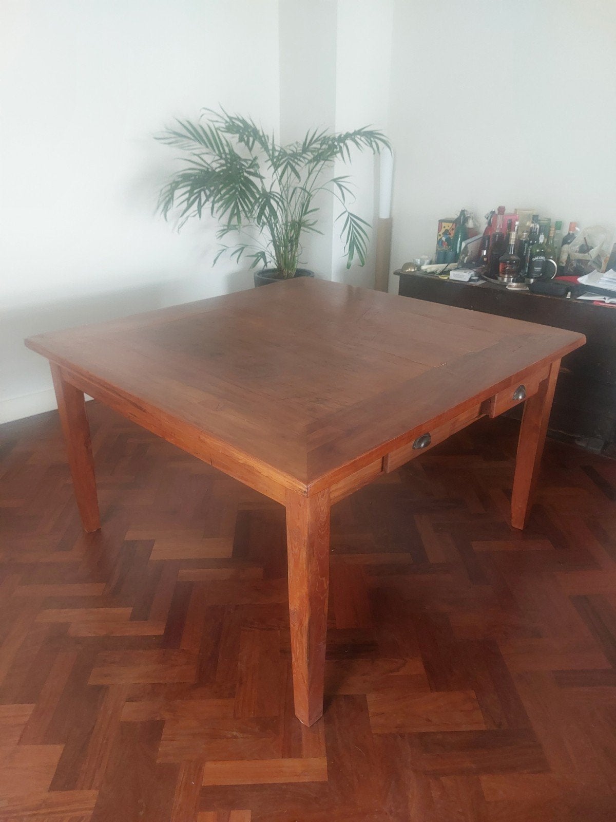 Vierkante Houten Teak tafel 140 x 140, Huis en Inrichting, Tafels | Eettafels, Ophalen, Gebruikt, Koloniaal, Vijf personen of meer