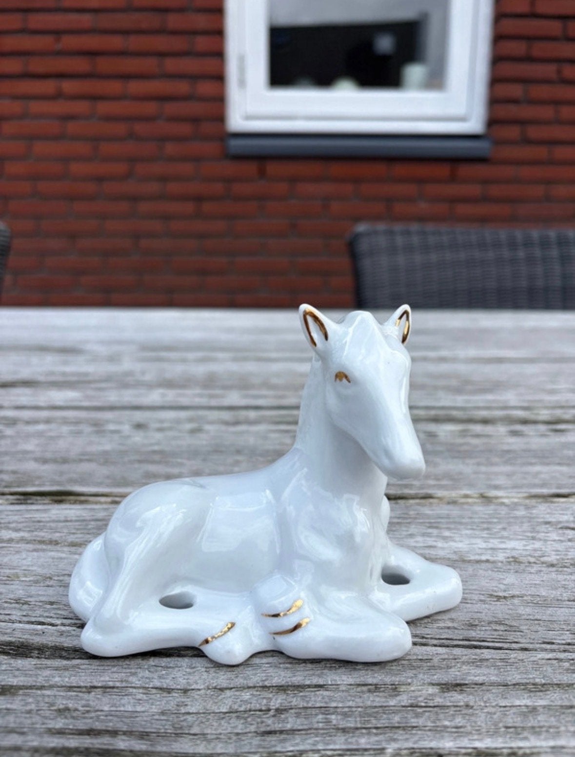 Vintage porseleinen paardje, wit met gouden details, Ophalen of Verzenden