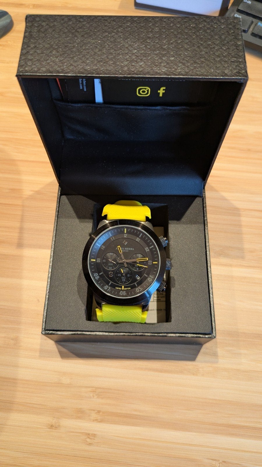 Alpha Sierra Defcon Limited Edition 705/959, Sieraden, Tassen en Uiterlijk, Horloges | Heren, Overige merken, Overige materialen