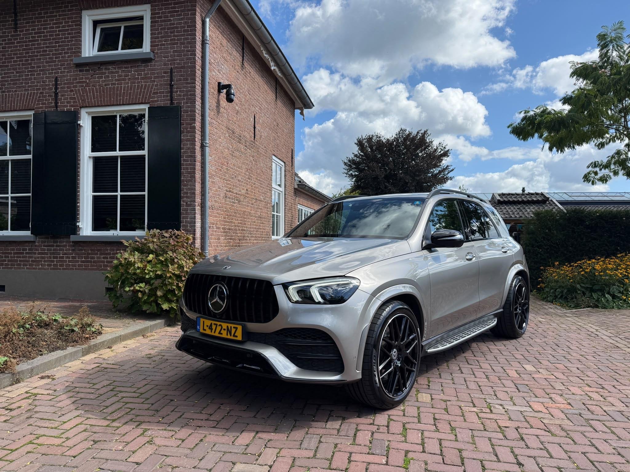 Mercedes-Benz GLE-klasse 450 4MATIC Premium Plus AMG 22" >>>, Auto's, Automaat, Gebruikt, 138 €/maand, GLE
