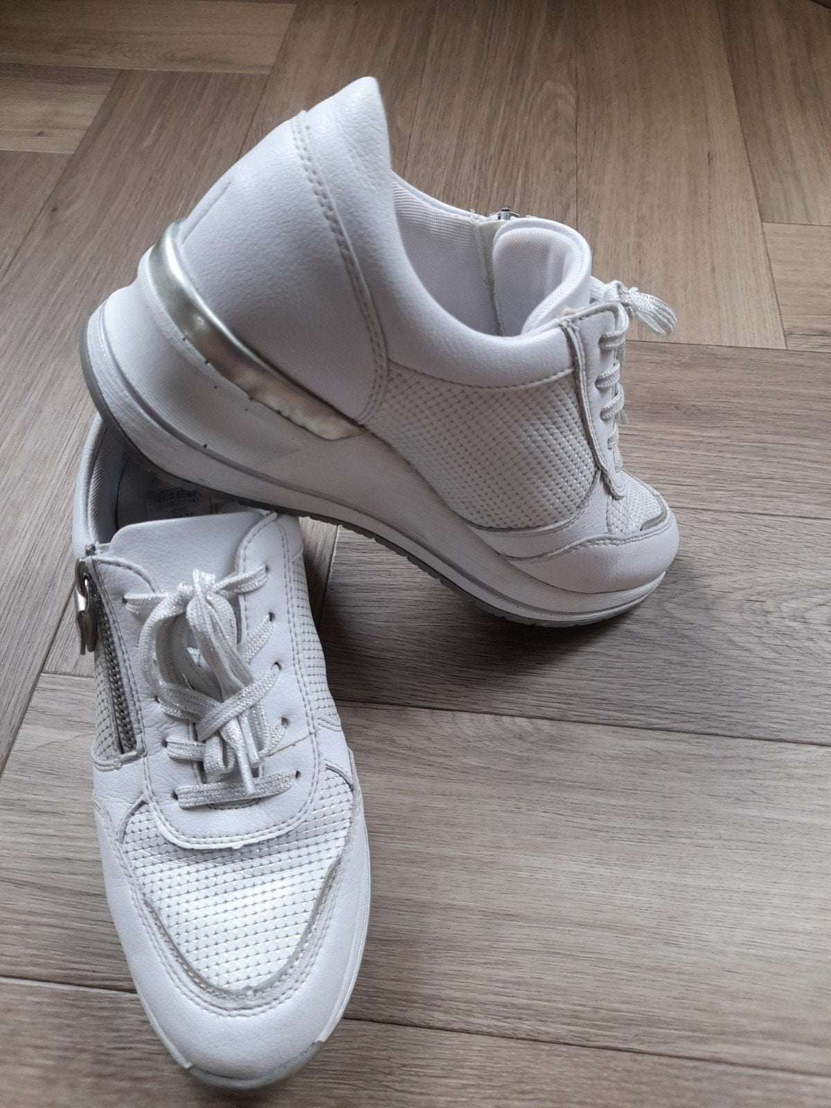 Witte Monte Rosso Softline sneakers maat 37, Ophalen of Verzenden