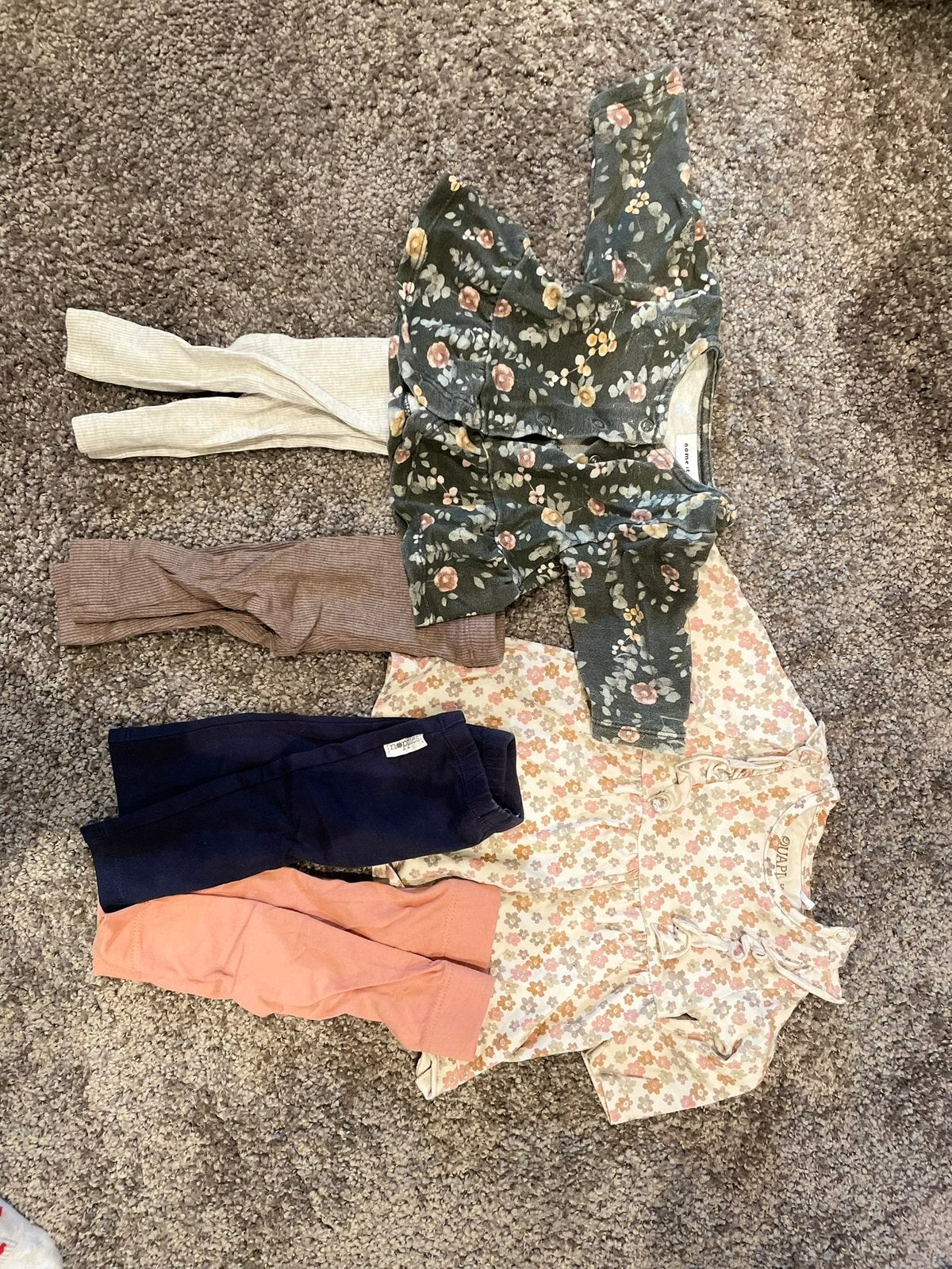 Baby uitzet (meisjes kleding, najaar), Ophalen, Zo goed als nieuw, Overige maten